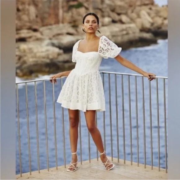 Bardot Dresses & Skirts - Bardot White Kiah Corset Dress